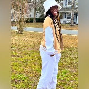 Meet your Posher, Terrianna